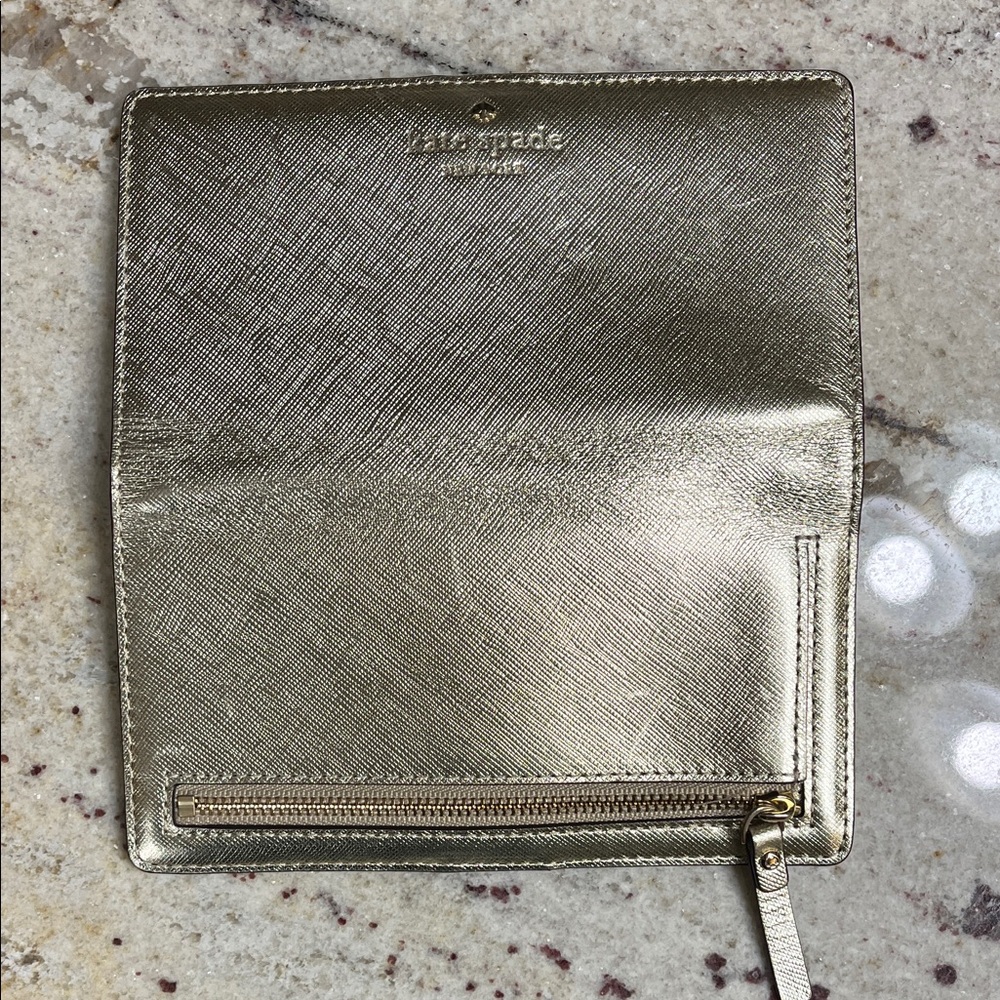 Kate Spade NY Bifold Snap Wallet – Women’s Wallet – 6.75” x 3.5” – Gold - Picture 5 of 15